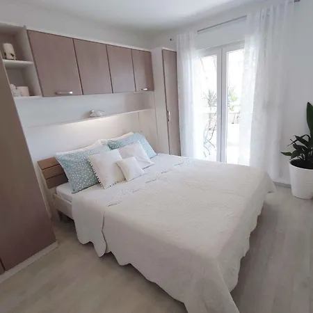 In 39069 Apartmán