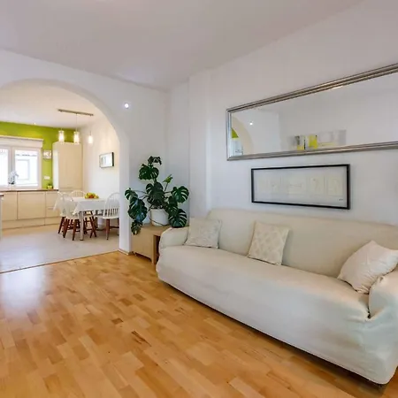 In 39069 Apartament *
